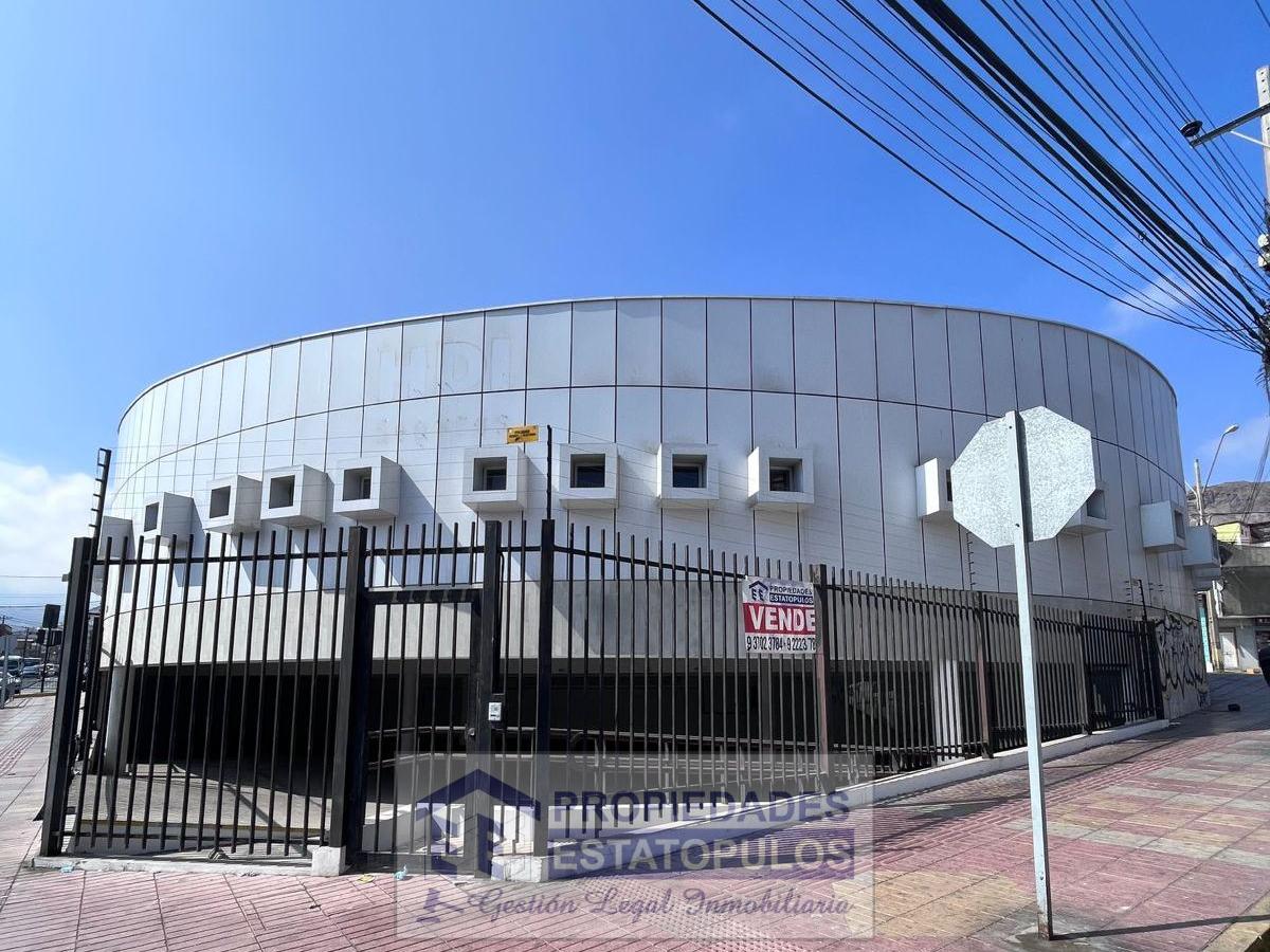 Se Vende Edificio Central (Ex HDI), Sector Centro.