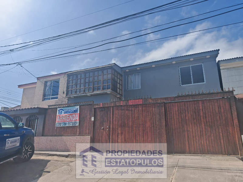 Se arrienda casa en Avda. Edmundo Pérez Zujovic, Sector Norte de Antofagasta.